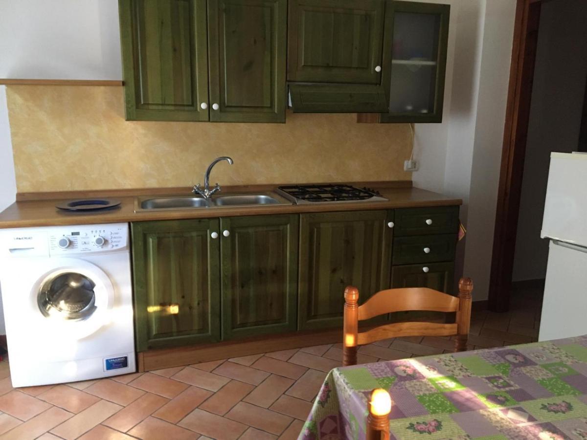 La Baita Di Pilato Montemonaco Luaran gambar